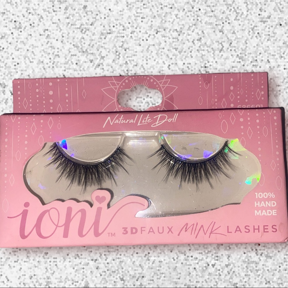 Lashes